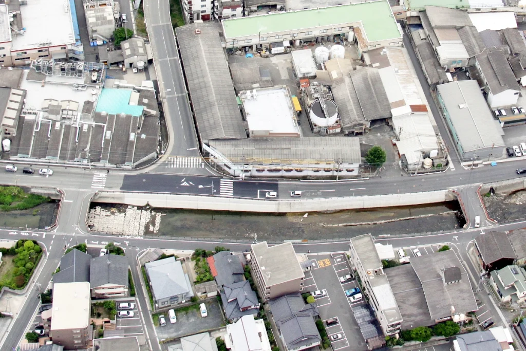 都市河川改修工事