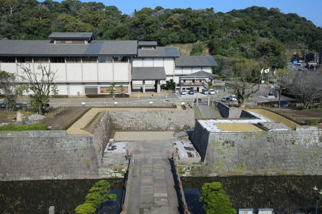 鶴丸城跡保全整備工事（２工区）